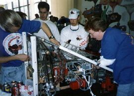 Team 190 in the pit [4]