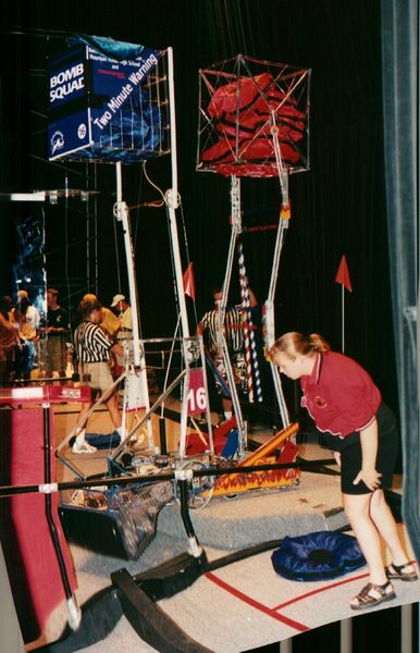 File:87 - 1999 1999aroz 1999bomb baxter ozark mountain brawl frc16 frc67 match offseason ozark mountain brawl robot.jpg