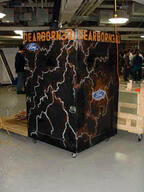 2001 2001mi1 frc301 shipping_crate // 240x320 // 19KB