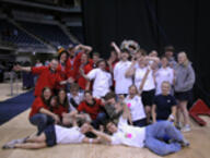 2003 frc128 team // 150x113 // 27KB