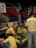2007 2007wi frc81 pit robot // 604x800 // 60KB