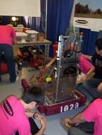 2007 2007wi frc1623 pit robot // 604x800 // 51KB