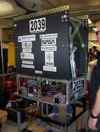 2007 2007wi frc2039 pit robot // 604x800 // 71KB