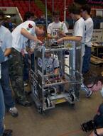 2007 2007wi frc2175 pit robot team // 604x800 // 63KB