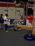 2007 2007wi frc2225 pit robot // 604x800 // 55KB
