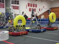 2011 2011ww frc1023 frc1250 frc2137 frc818 match robot // 1024x768 // 122KB
