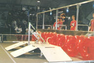 2007 frc141 match robot // 594x400 // 45KB