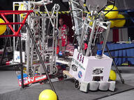 2000 2000cmp frc37 frc434 frc45 frc53 match robot // 576x432 // 103KB