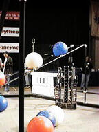 1998 1998nj frc122 match robot // 240x320 // 26KB