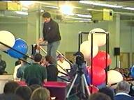 1998 dean_kamen kickoff // 320x240 // 21KB