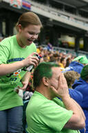2004 2004cmp crowd frc217 team // 160x240 // 19KB