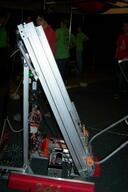 2008 frc241 robot // 427x640 // 36KB