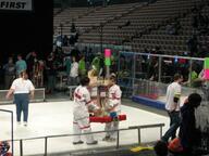 2009 2009nh frc241 match robot team // 640x479 // 49KB