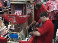 2009 2009ct frc241 robot team // 640x479 // 63KB