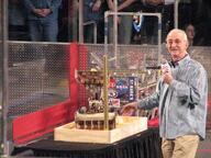 1992 2011 2011nh frc126 robot woodie_flowers // 800x600 // 116KB