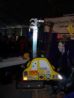 2000 frc105 robot // 872x1152 // 176KB