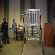 2000 frc111 robot // 1024x768 // 68KB