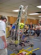 2002 frc144 robot // 480x640 // 48KB