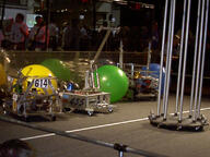 2001 2001va frc435 frc614 match robot // 800x600 // 385KB