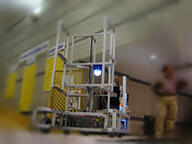 2003 frc435 robot // 200x150 // 31KB