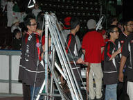 2005 2005on robot // 400x300 // 58KB