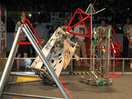 2005 2005on match robot // 400x300 // 64KB