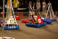 2011 2011wat frc1241 frc1535 frc2200 match robot // 800x537 // 111KB