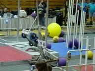 2004 2004bc battlecry frc1350 frc61 match offseason robot // 640x480 // 108KB