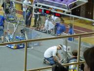 2004 2004bc battlecry frc571 frc61 match offseason robot // 640x480 // 98KB