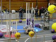 2004 2004bc battlecry frc562 frc61 match offseason robot // 640x480 // 105KB