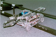 2001 frc279 match robot // 500x331 // 56KB