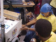 2004 2004sc frc1398 pit robot team // 640x480 // 65KB