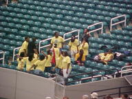 2004 2004cur crowd frc1398 // 640x480 // 73KB