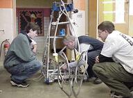 2001 build frc84 robot team // 500x367 // 49KB