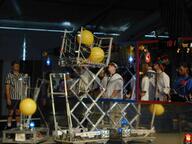 2000 frc136 frc84 match robot // 1024x768 // 97KB