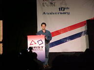 2001 dean_kamen kickoff // 640x480 // 40KB