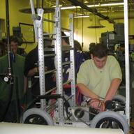 2006 build frc1184 robot // 336x336 // 47KB