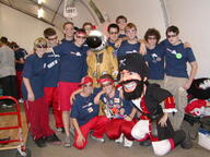 2004 2004sac mascot pit team // 640x480 // 69KB