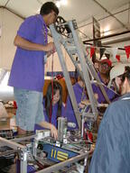 2004 2004sac frc115 pit robot // 480x640 // 61KB