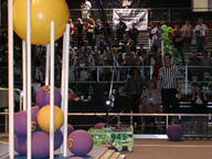 2004 2004sac frc945 match robot // 640x480 // 71KB
