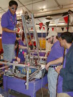 2004 2004sac frc115 pit robot team // 480x640 // 63KB