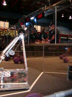 2004 2004sac frc1388 match robot team // 480x640 // 60KB