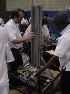 2001 2001ny2 frc713 pit robot // 600x800 // 83KB