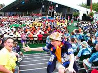 2002 2002cmp crowd // 480x360 // 73KB