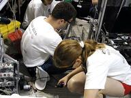2002 2002cmp frc116 pit robot team // 480x360 // 46KB
