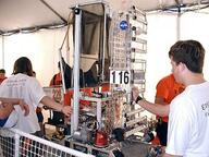 2002 2002cmp frc116 pit robot team // 480x360 // 53KB