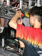 2002 2002cmp frc116 pit robot team // 360x480 // 54KB
