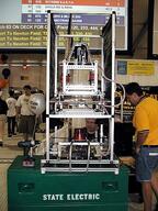 2002 2002cmp pit robot // 360x480 // 55KB