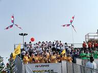 2002 2002cmp crowd // 480x360 // 42KB