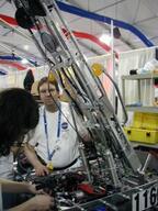 2001 2001cmp frc116 pit robot // 300x400 // 33KB
